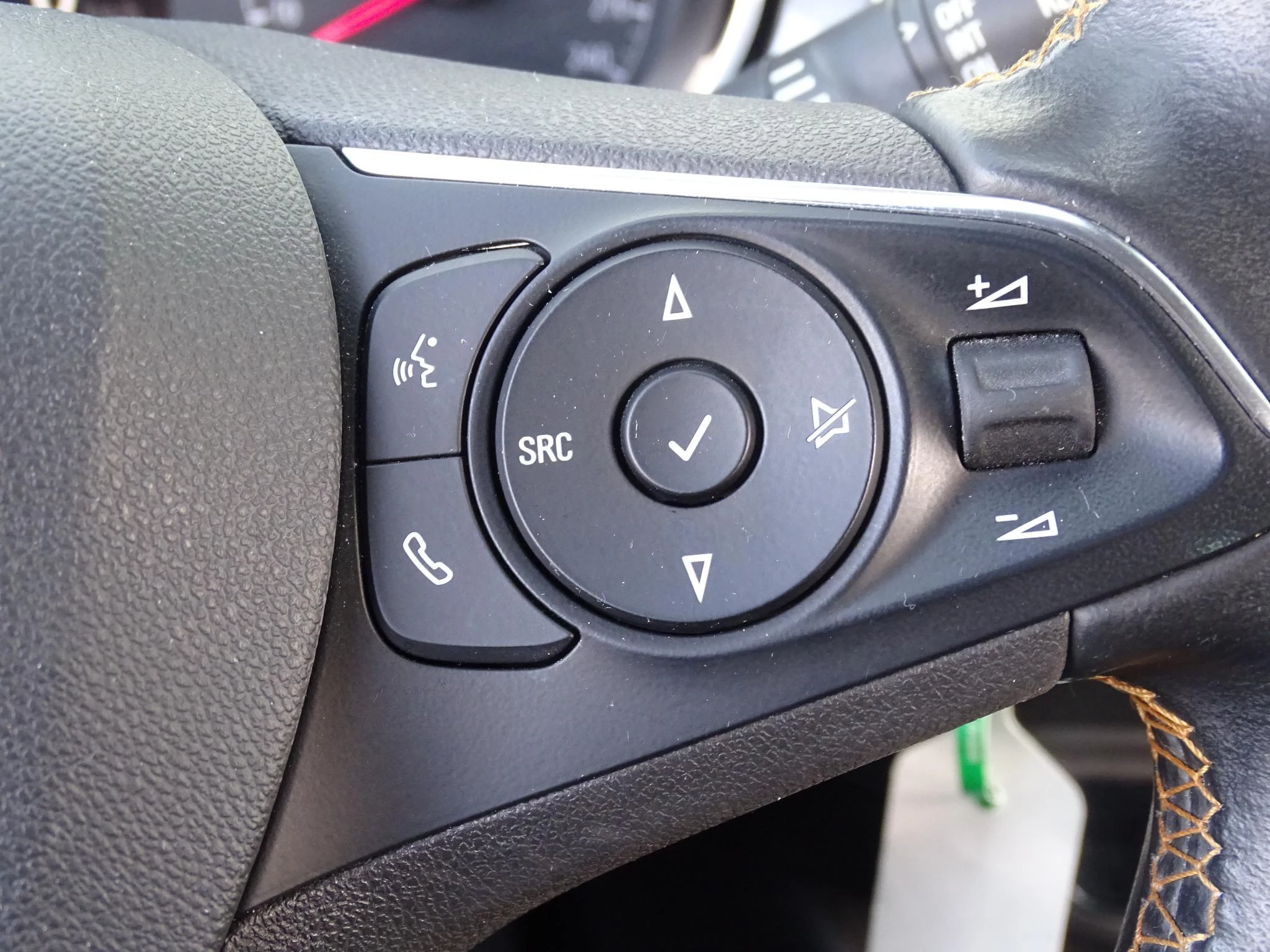 Opel Crossland X 1.2T Innovation automaat