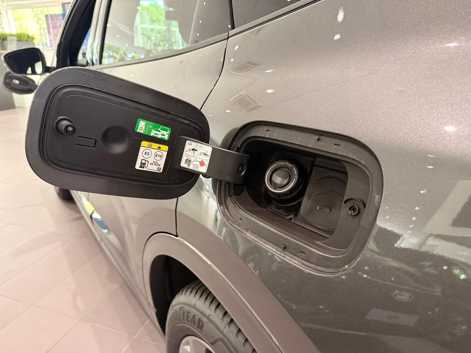 Ford-Kuga-image-14
