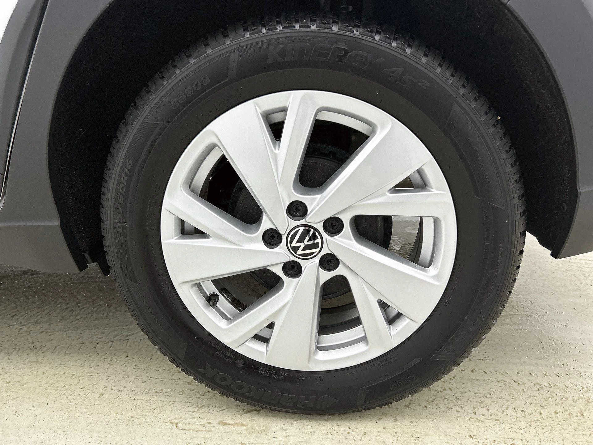 Volkswagen-Taigo-image-30