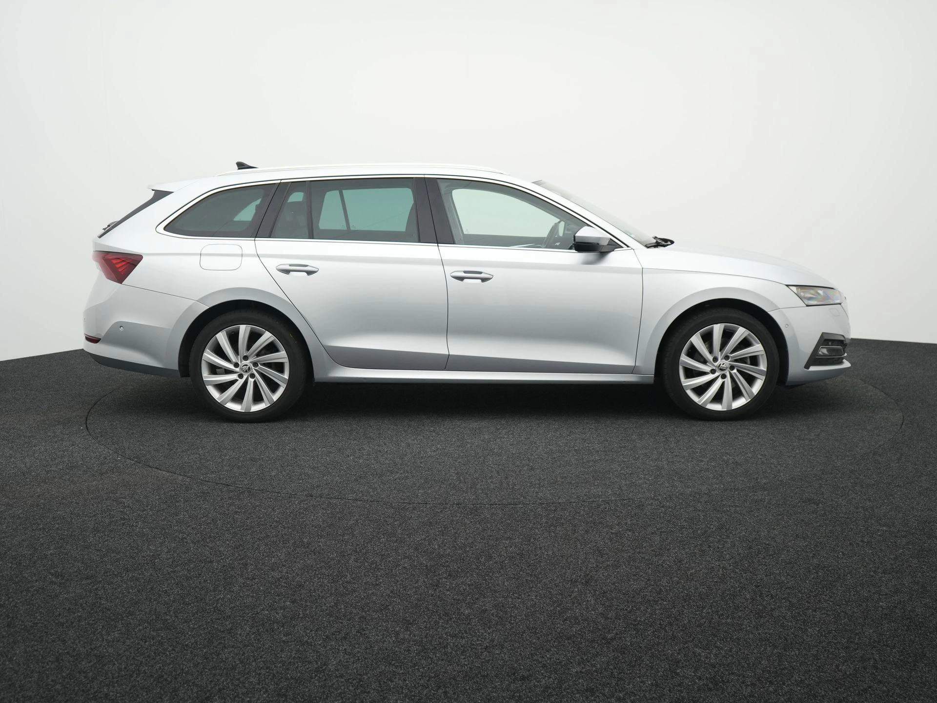 Škoda Octavia Combi 1.4 TSI iV PHEV Business Edition Plus
