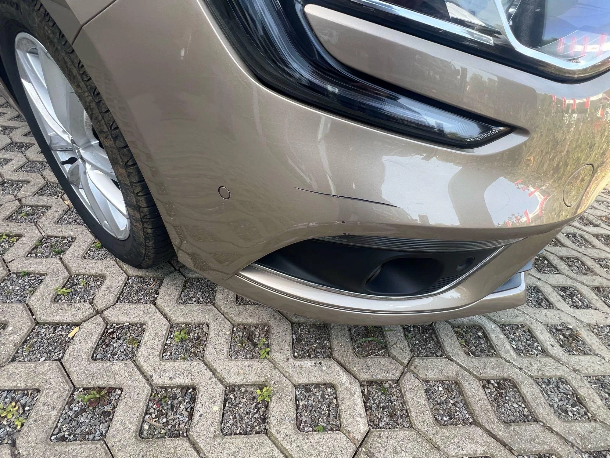 Renault-Mégane Grand Tour-image-9