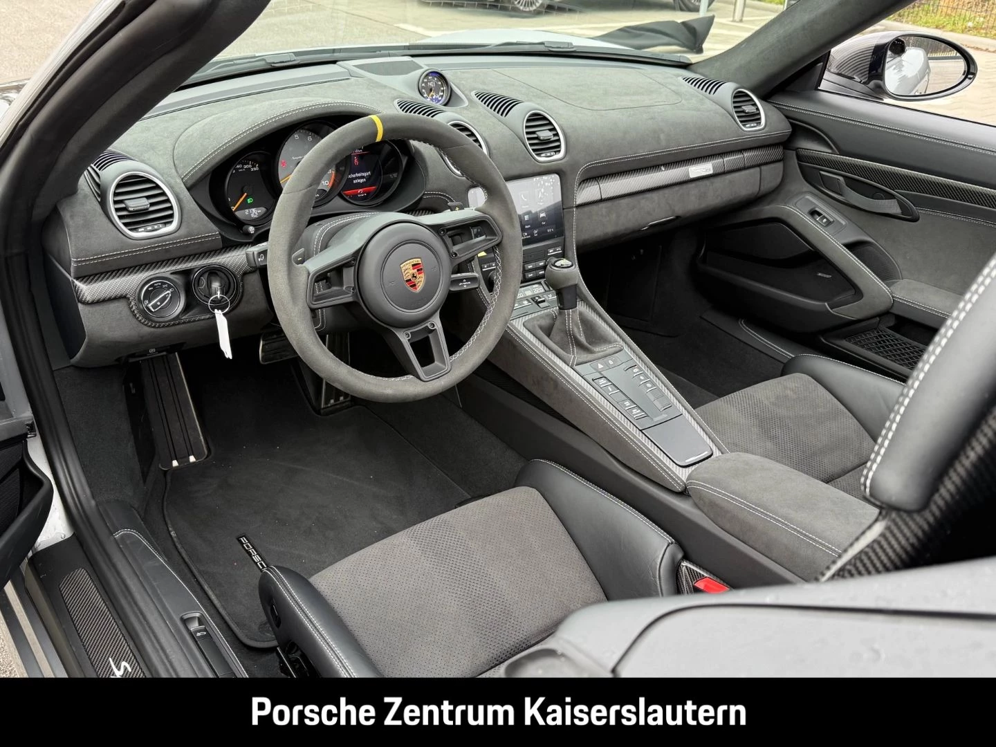 Porsche 718 Spyder RS Liftsystem-VA Weissach-Paket BOSE spyder rs982C 718 Spyder RS Liftsystem-VA Weissach-Paket BOSE spyder rs