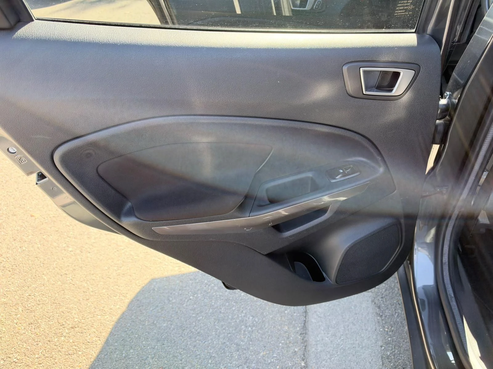 Ford-EcoSport-image-12