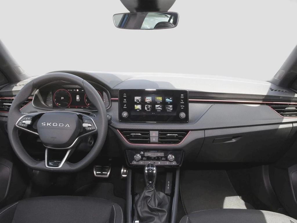 Škoda Kamiq 1.5 TSI DSG Monte Carlo 18" LM NAVIAPP+VC RFK