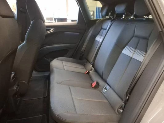 Audi Q4 e-tron 45 S line