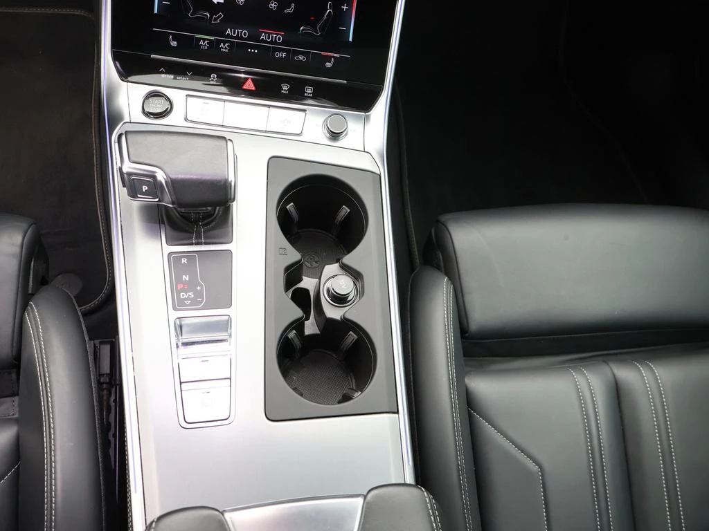Audi A6 Avant PHEV Audi A6 Avant Business Edition Sport PHEV 50TFSI e QUATTRO 299PK *AUTOMAAT*PANODAK*LEDER*CAMERA*PDC*ACC*APP-CONNECT*...*