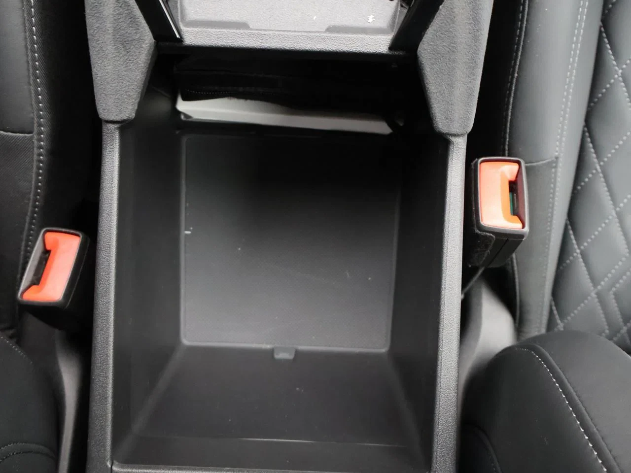 Audi SQ6 e-tron SQ6 e-Tron QUATTRO 100kWh 489PK *AUTOMAAT*SPORTZETELS*LEDER*360° CAMERA*PDC*CRUISE*NAVI*APP-CONNECT*...*