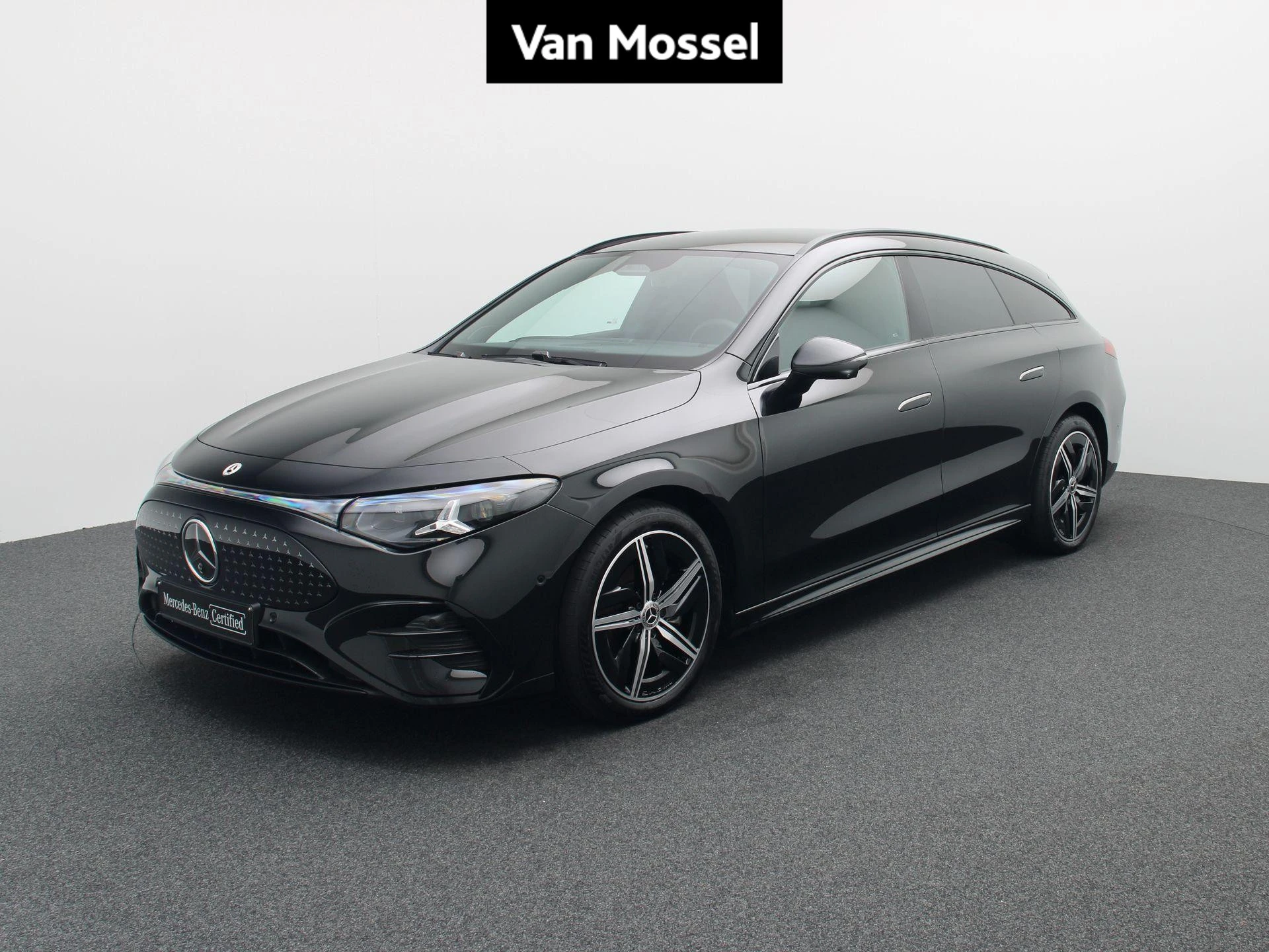 Mercedes-Benz-CLA-image-0