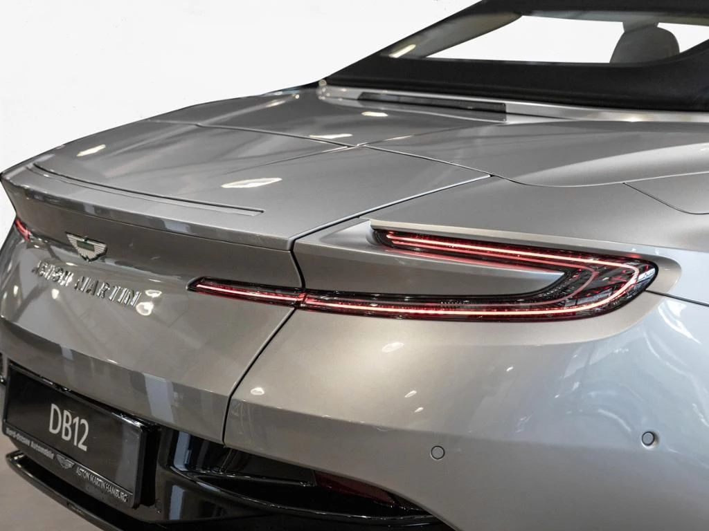 Aston Martin DB12 Volante Aston Martin Hamburg
