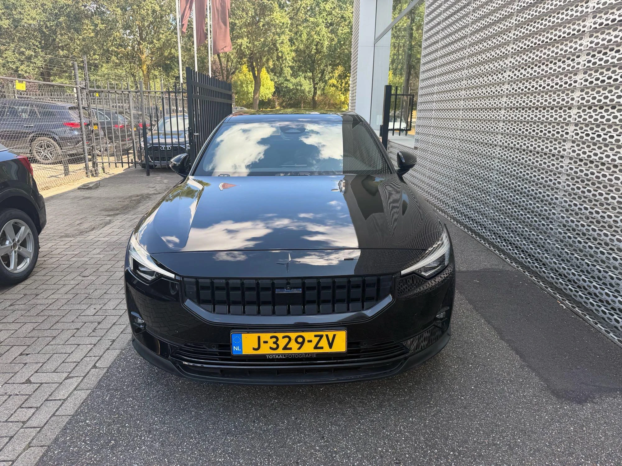 Polestar-2-image-1