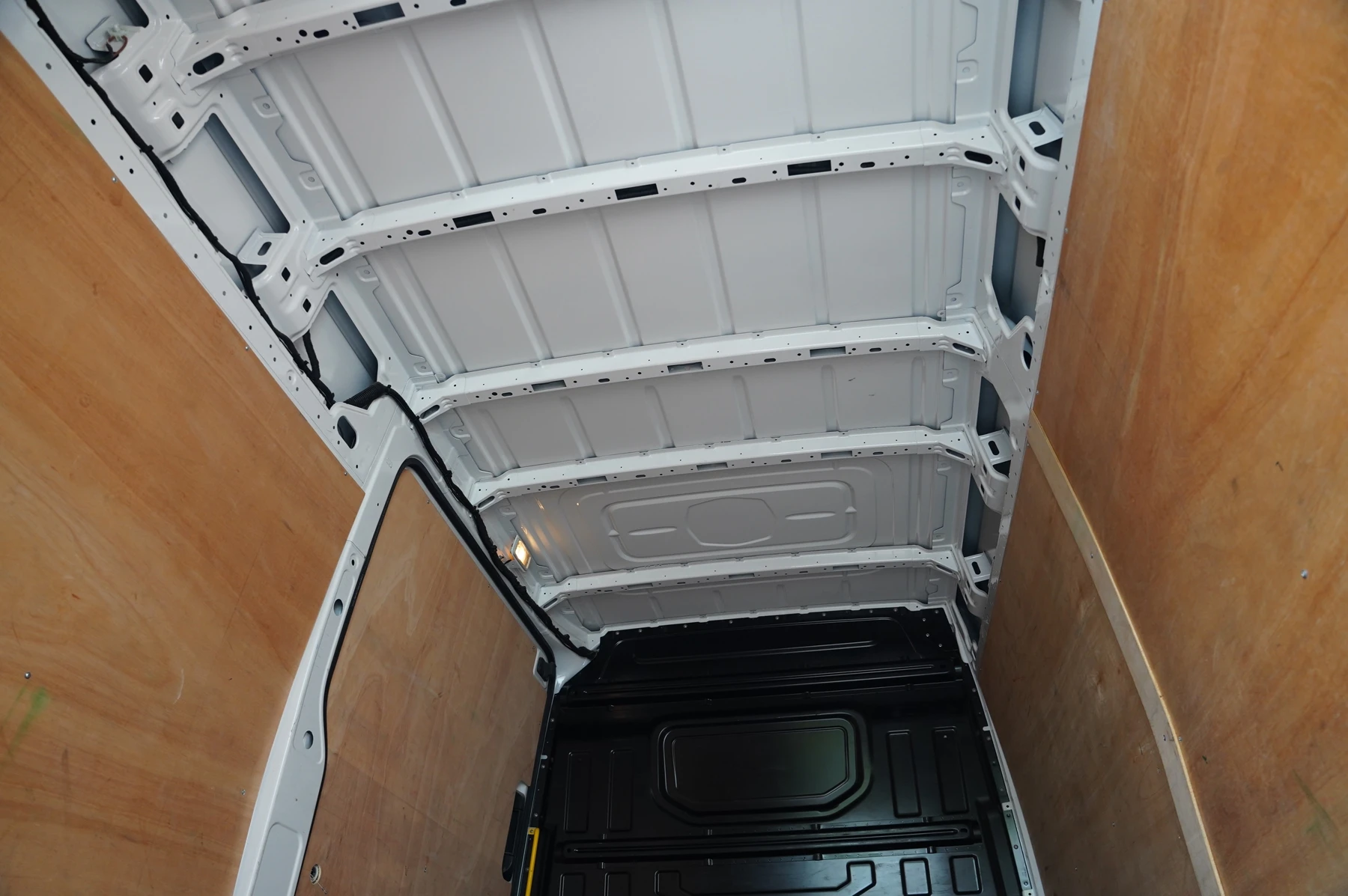 Volkswagen-Crafter-image-10