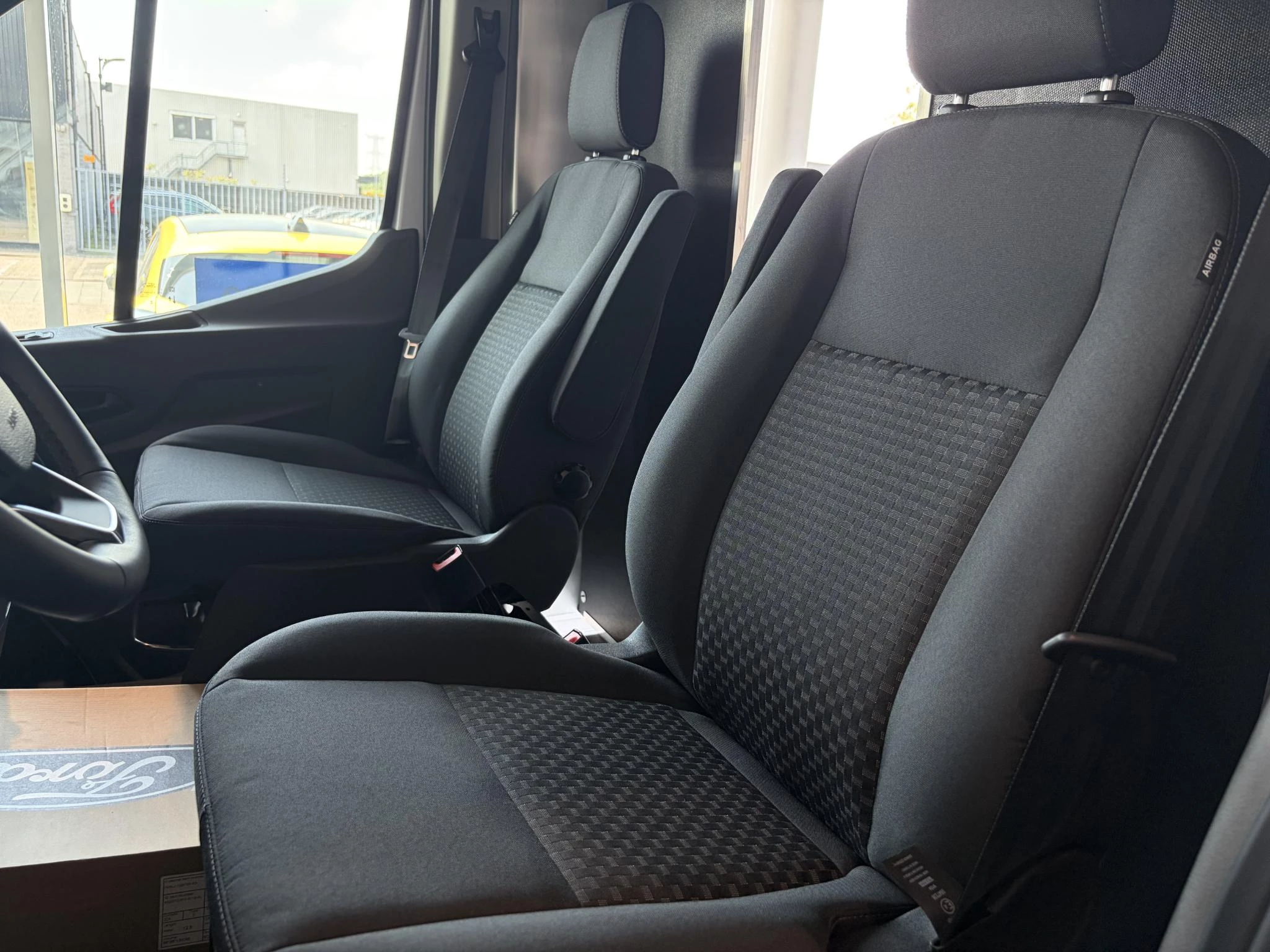 Ford-E-Transit-image-9