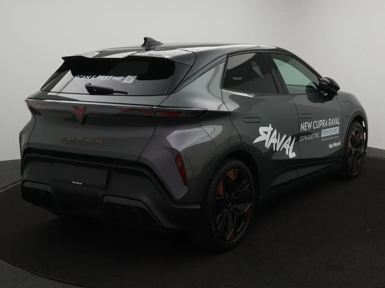 CUPRA Raval Raval Endurance First Edition Plus - Bicolor 211pk 51,5kWh *DEMO*