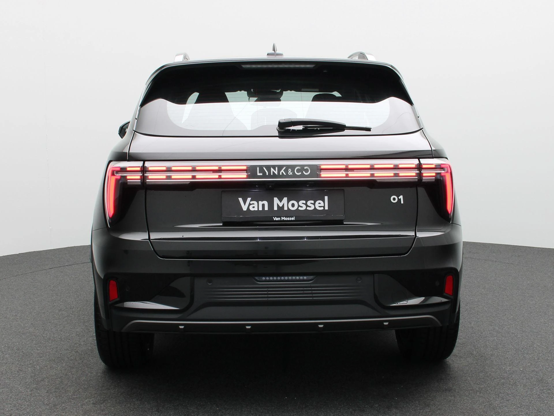 Lynk & Co-01-image-4