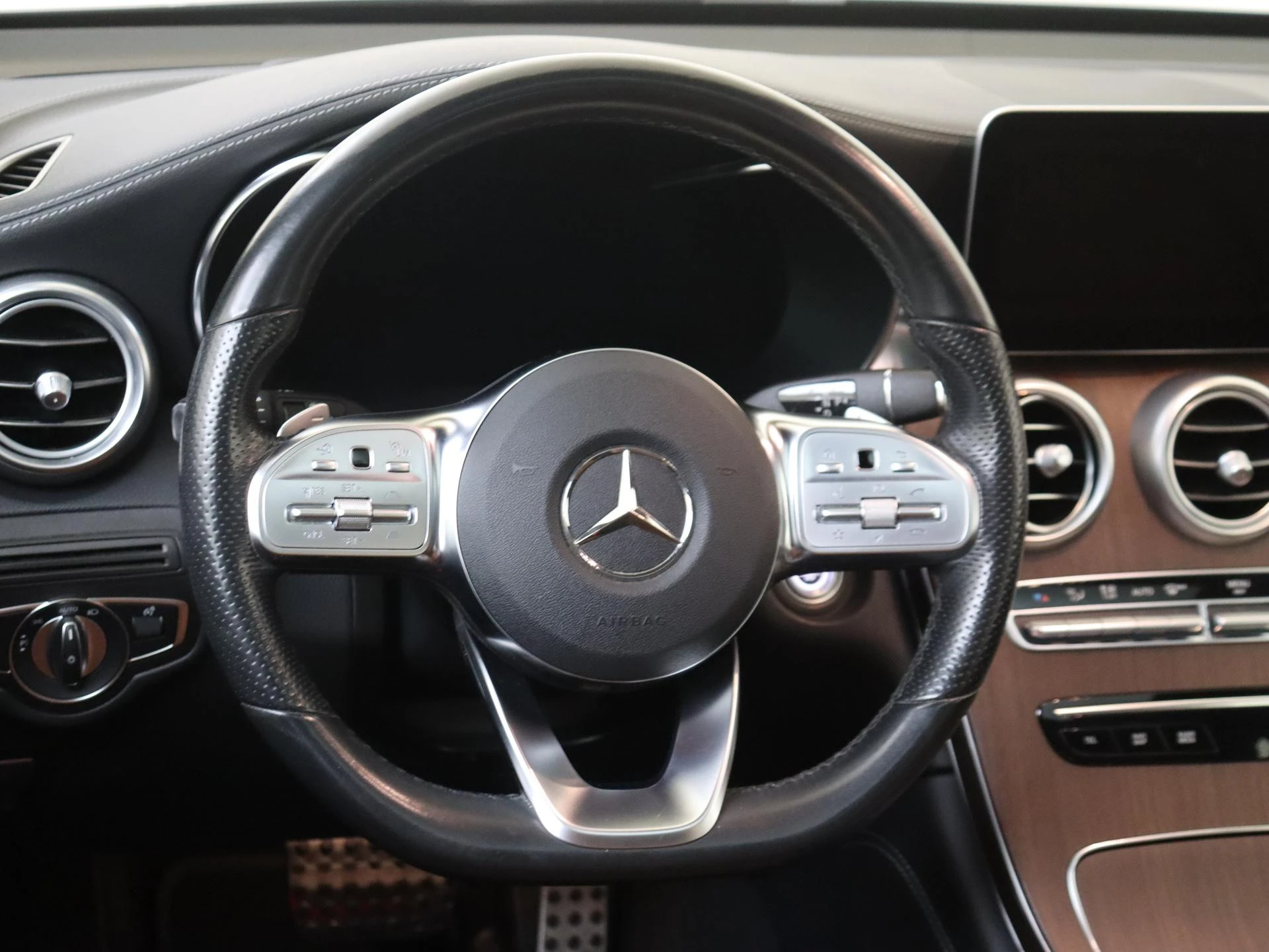 Mercedes-Benz GLC 300e 4MATIC Premium Plus