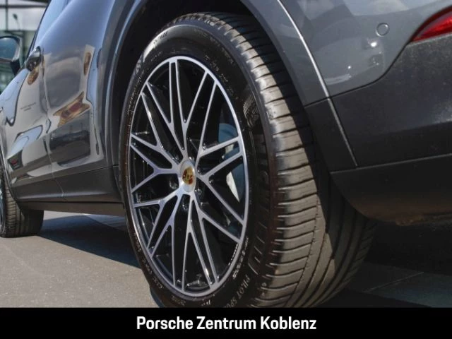 Porsche Cayenne E-Hybrid -