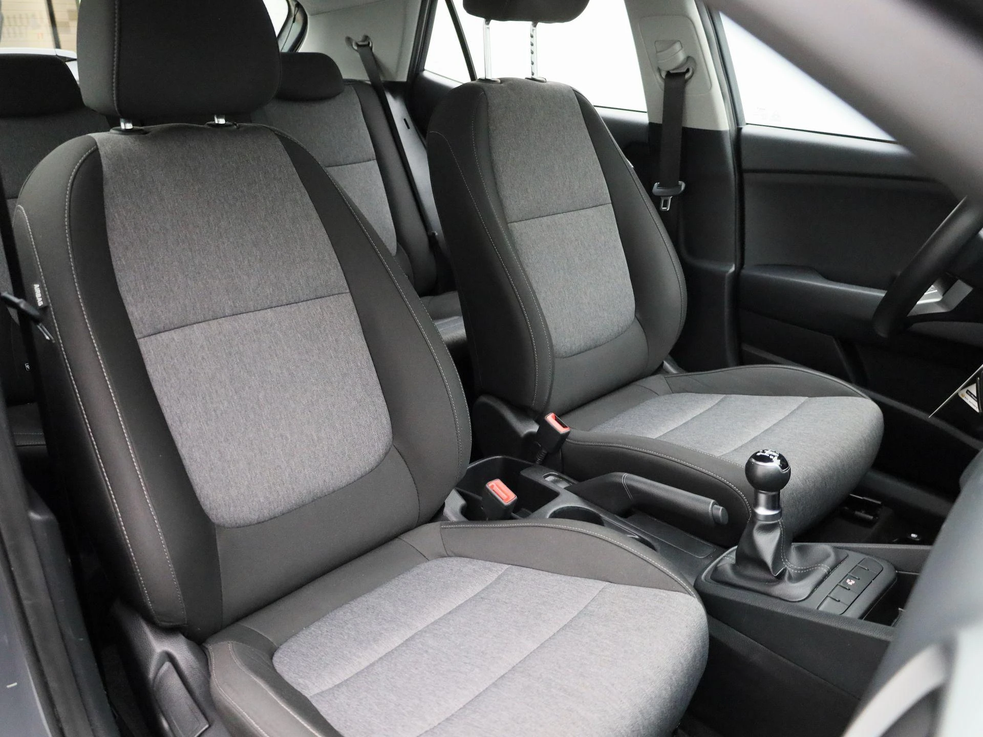 Kia-Stonic-image-30
