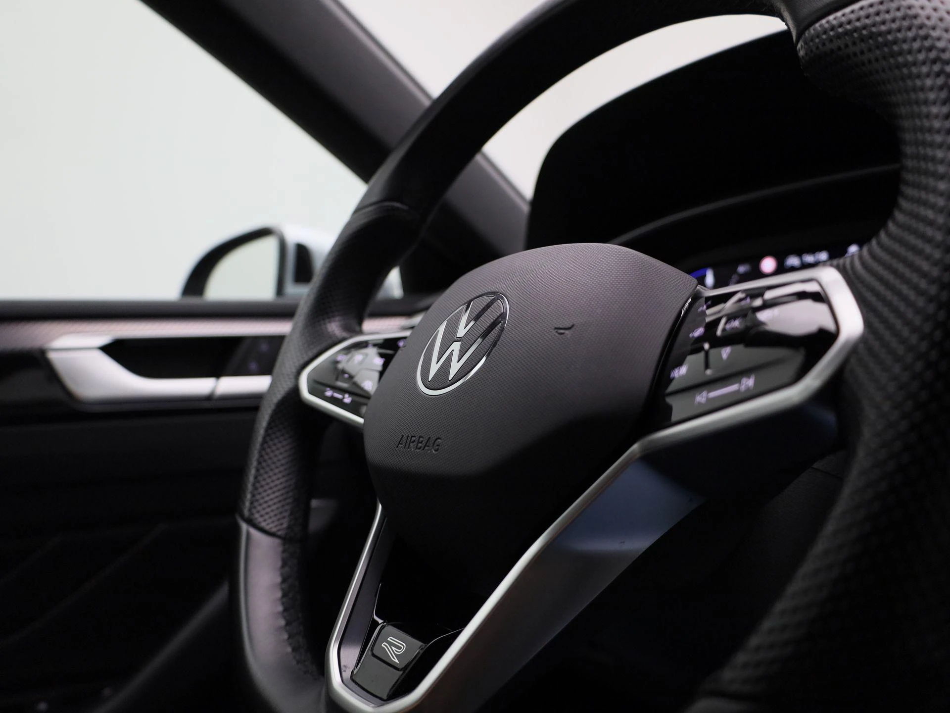 Volkswagen-Arteon-image-32