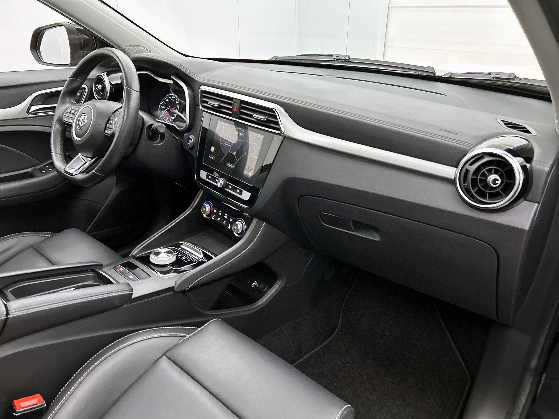 MG ZS EV Luxury 45 kWh