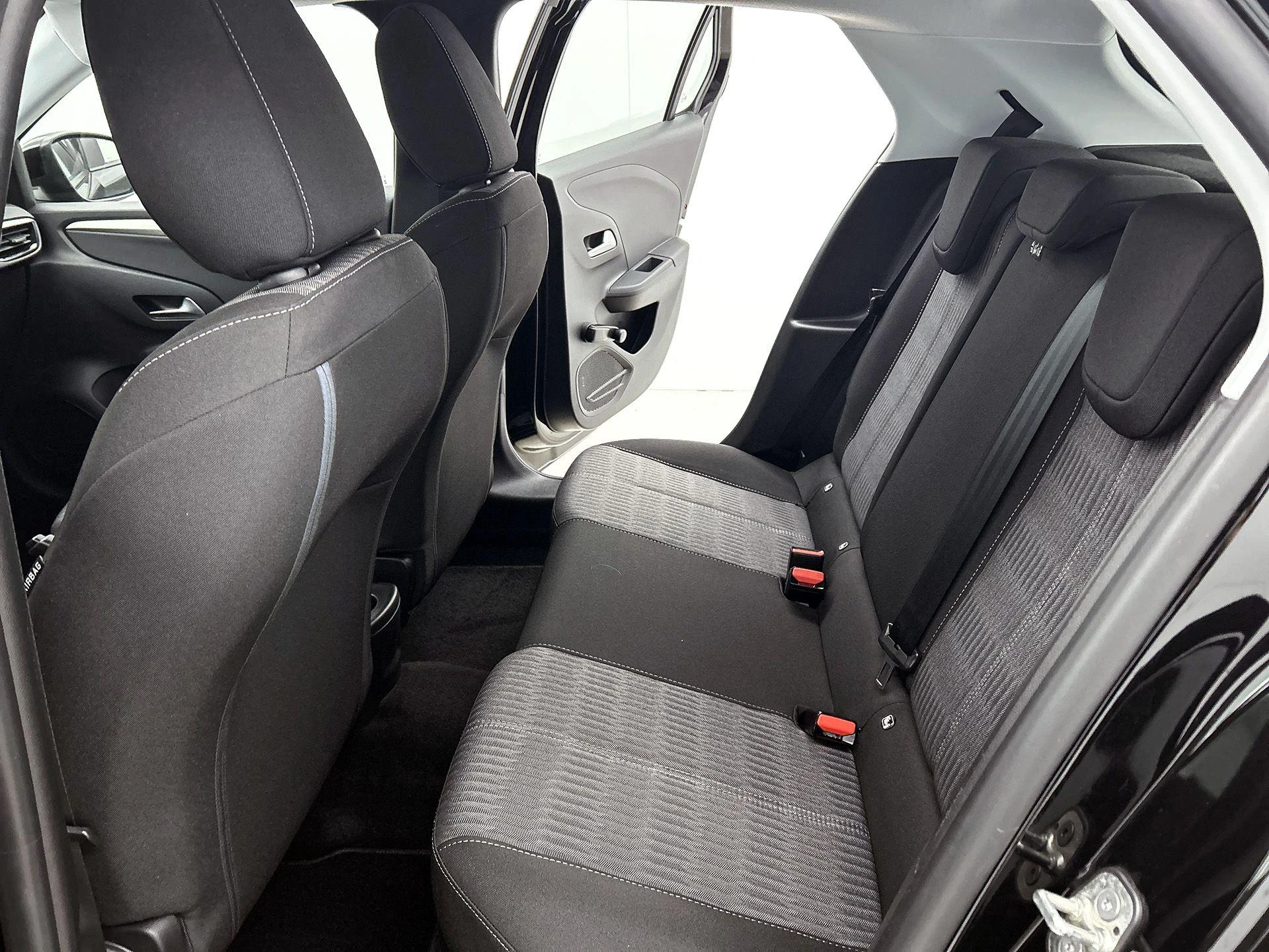 Opel-Corsa-image-25