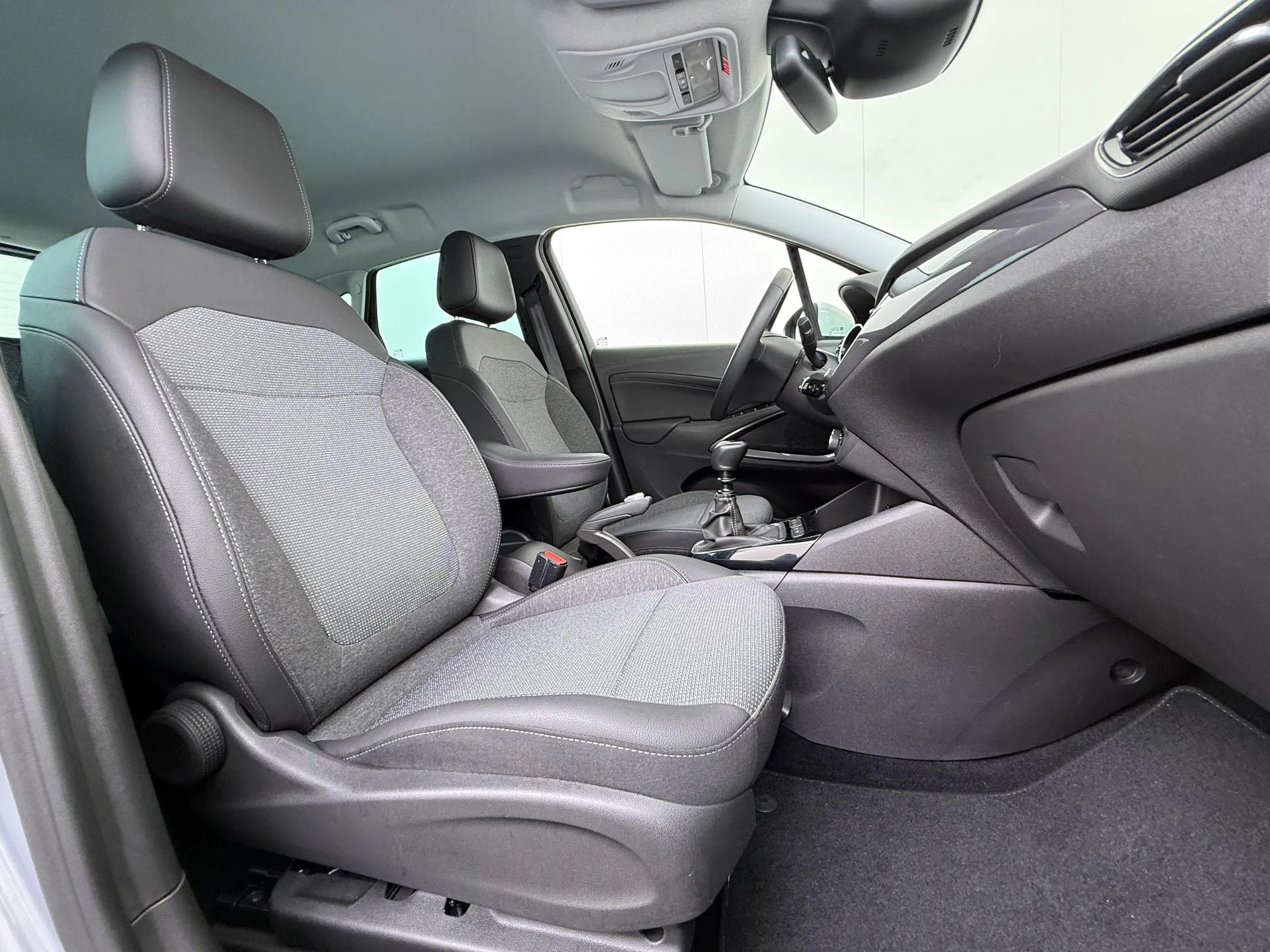 Opel-Crossland-image-31
