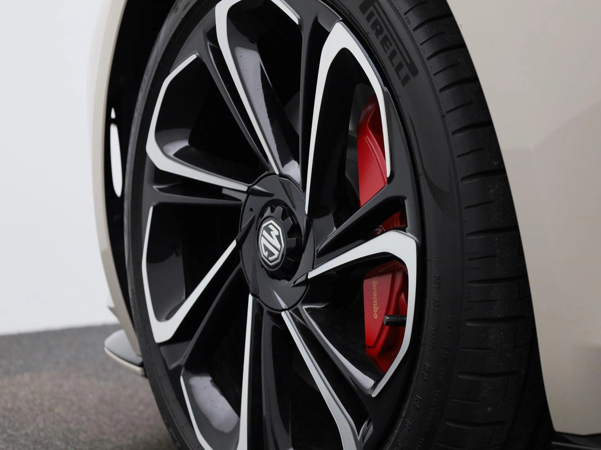 MG Cyberster GT AWD Dual Motor 77kWh