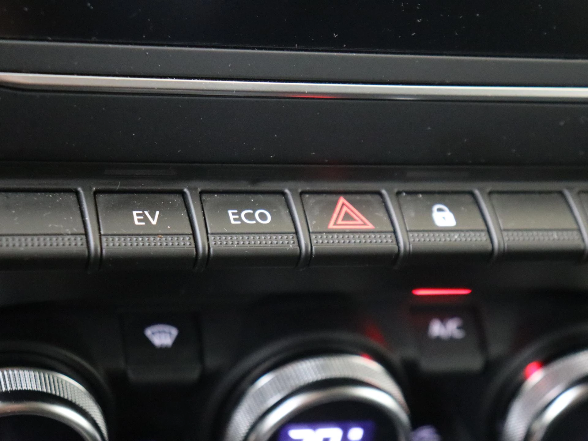 Renault Captur 1.6 E-Tech Hybrid 145 Zen