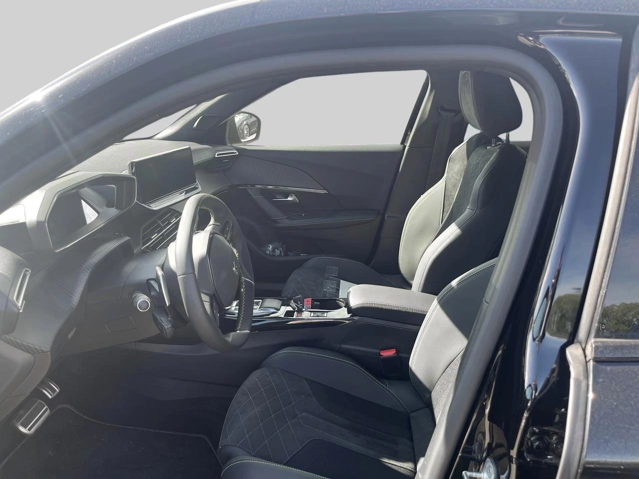 Peugeot-2008-image-7