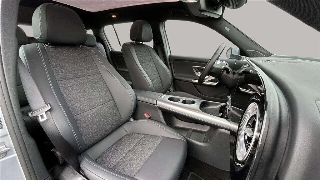 Mercedes-Benz-GLB-image-20