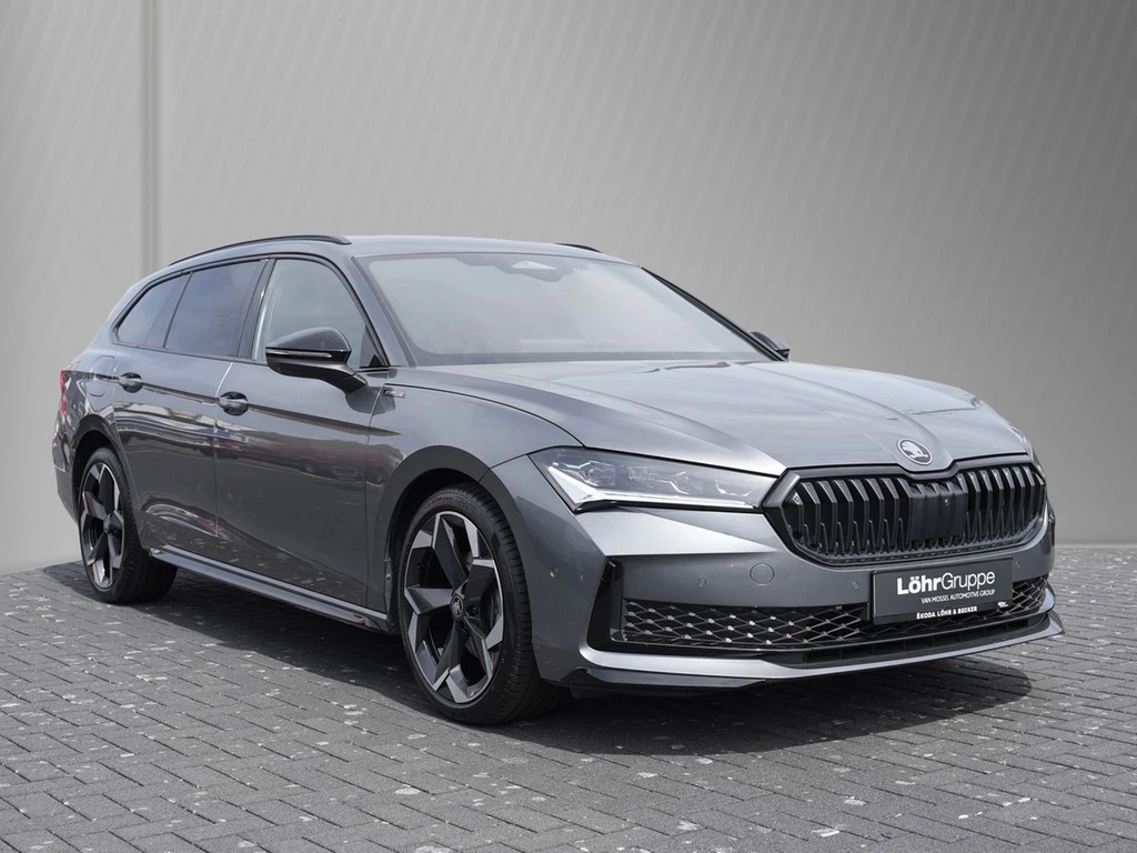 Škoda Superb Combi 2.0 TDI DSG Sportline AHK/Navi/RFK