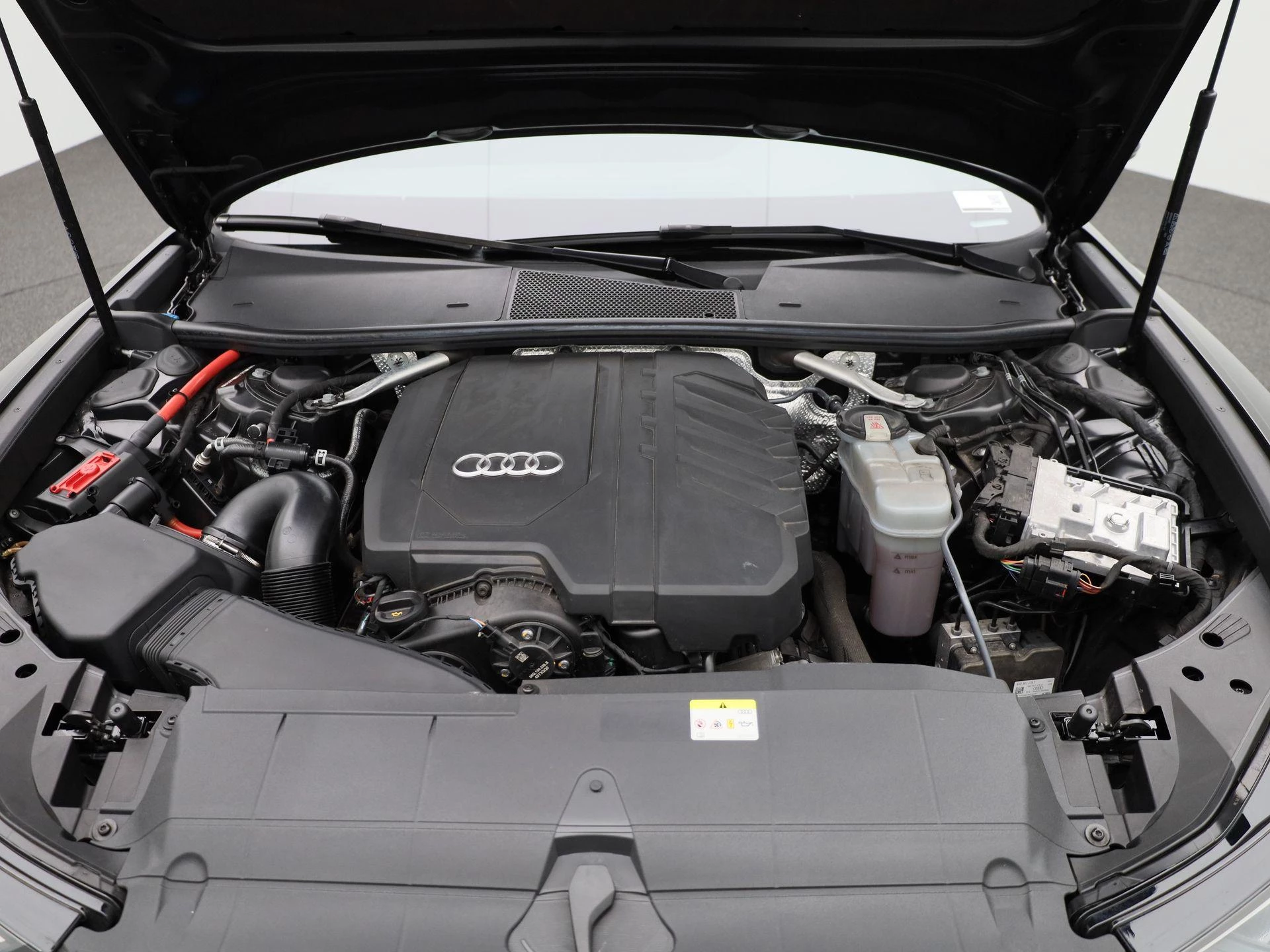 Audi-A6-image-42