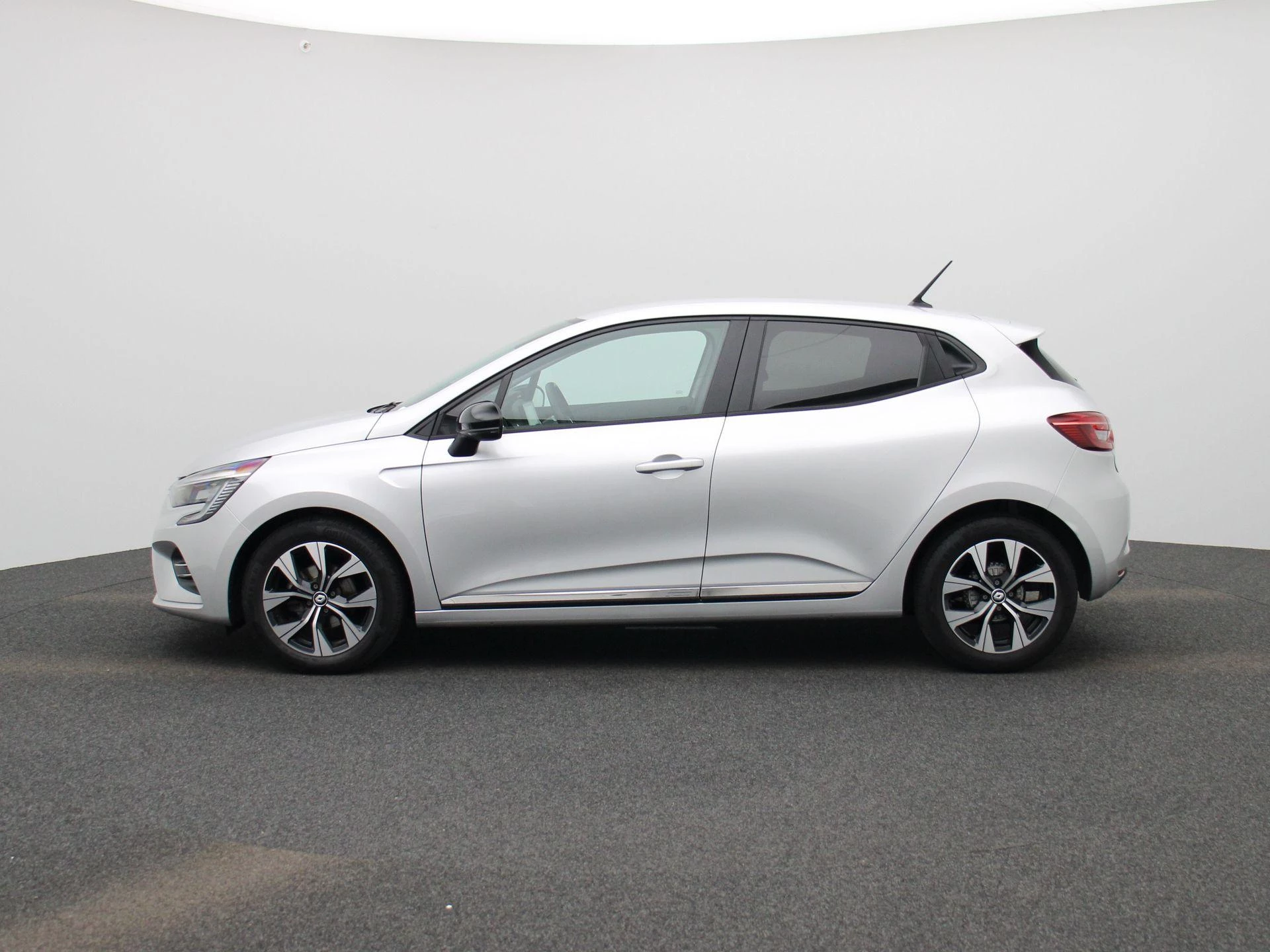 Renault-Clio-image-3
