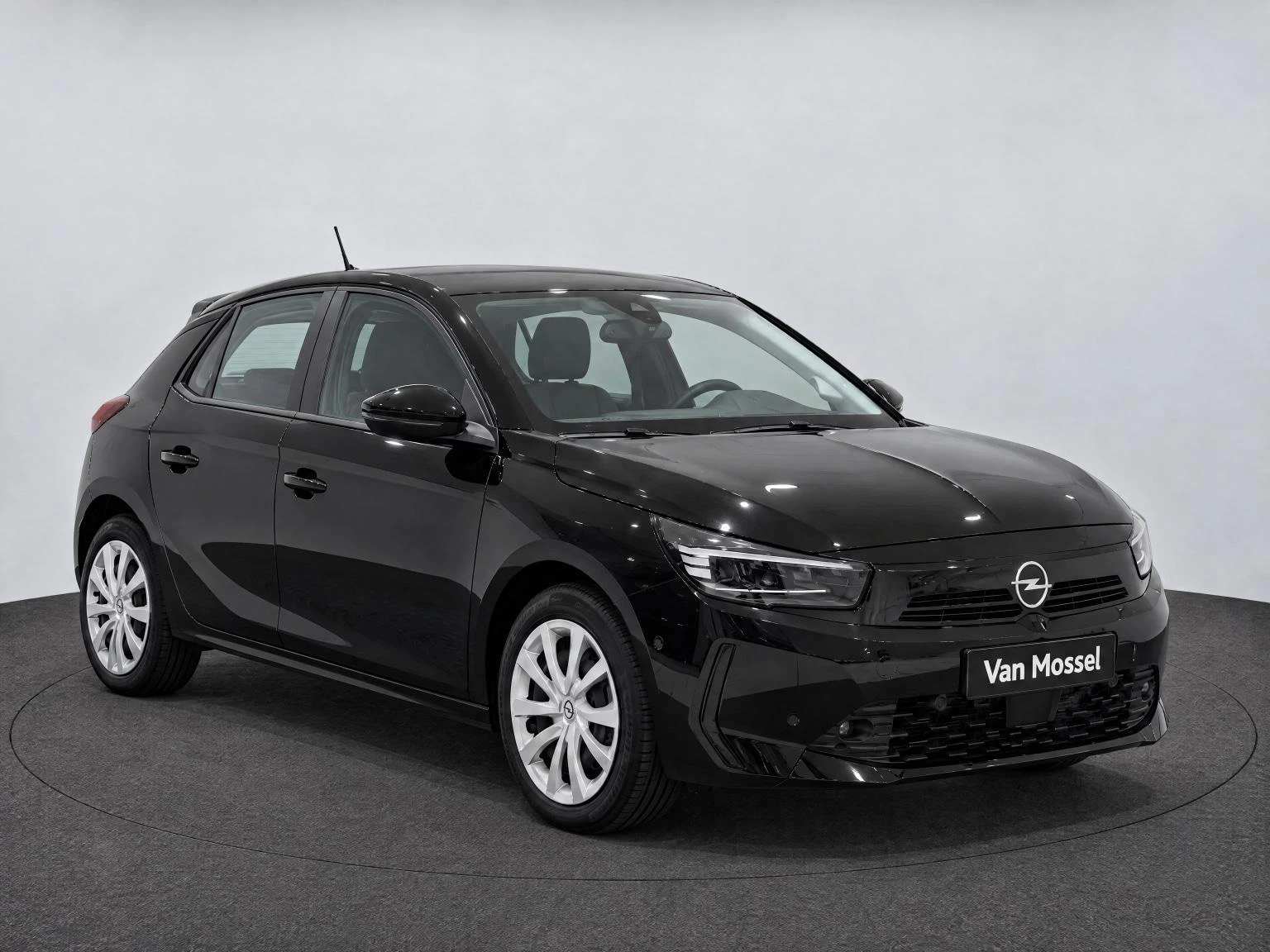 Opel-Corsa-image-2