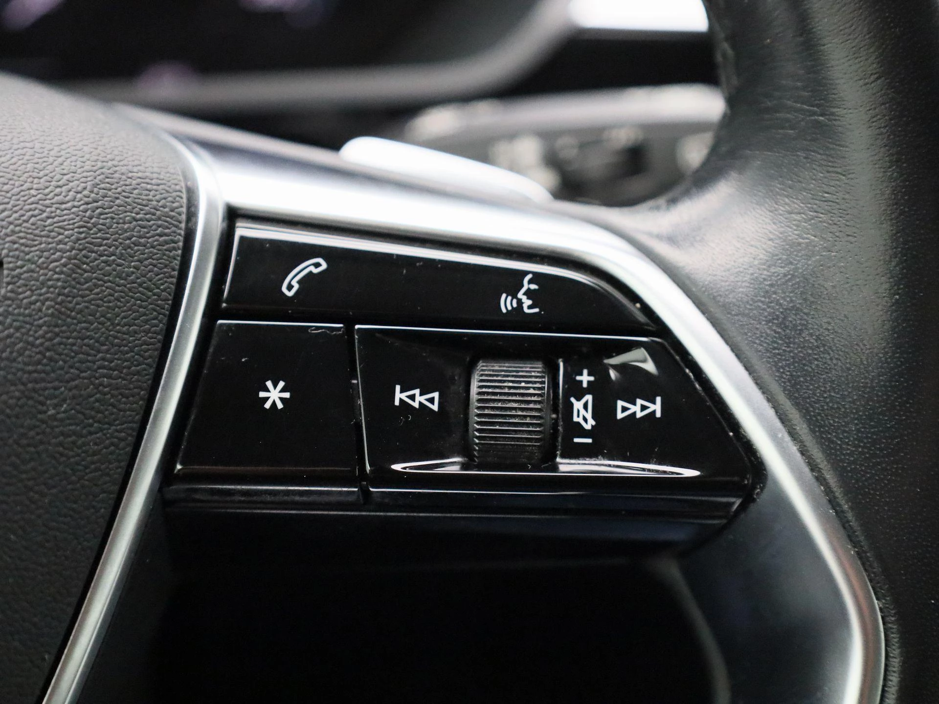 Audi-e-tron-image-18