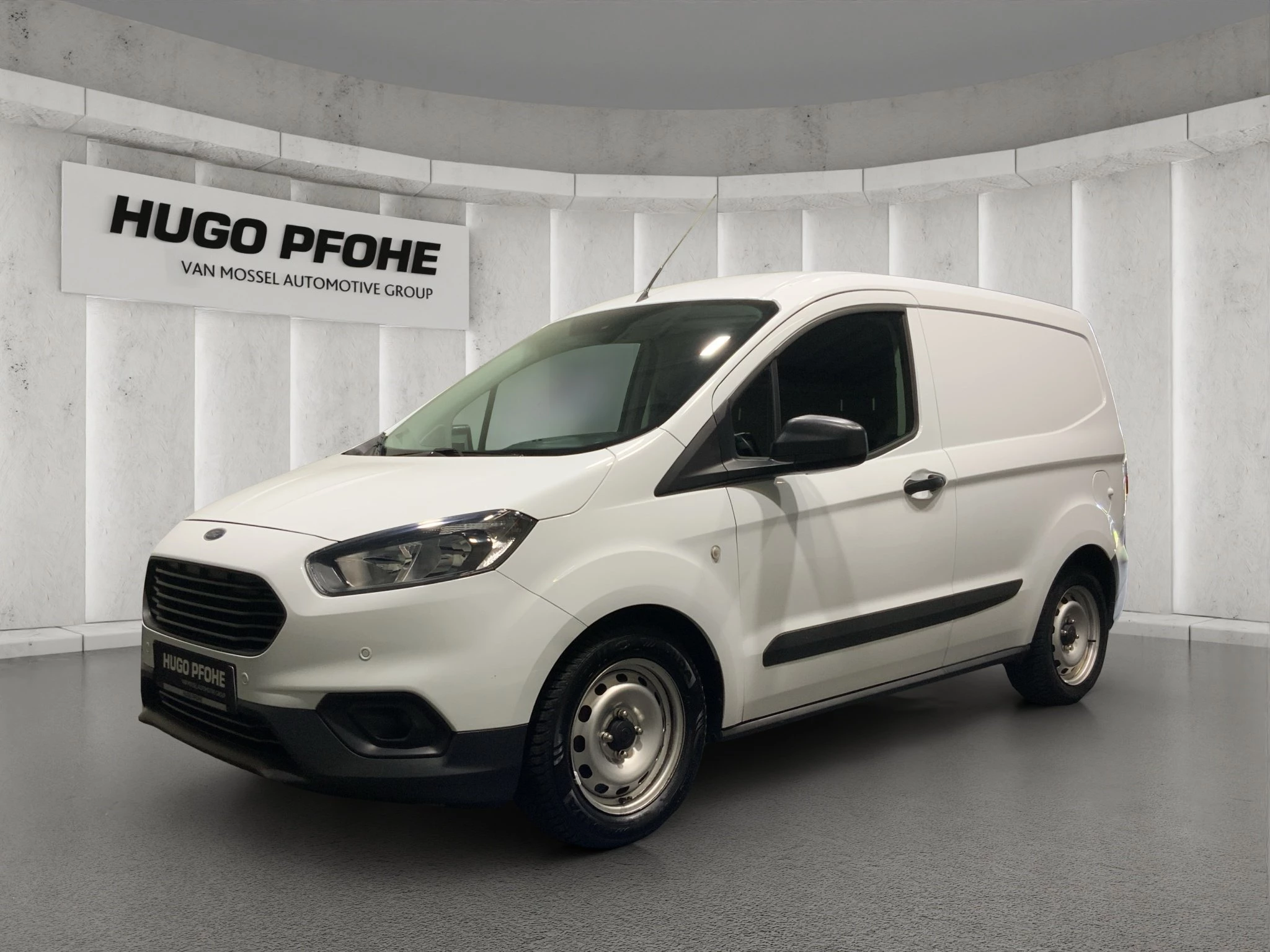 Ford-Transit Courier-image-0