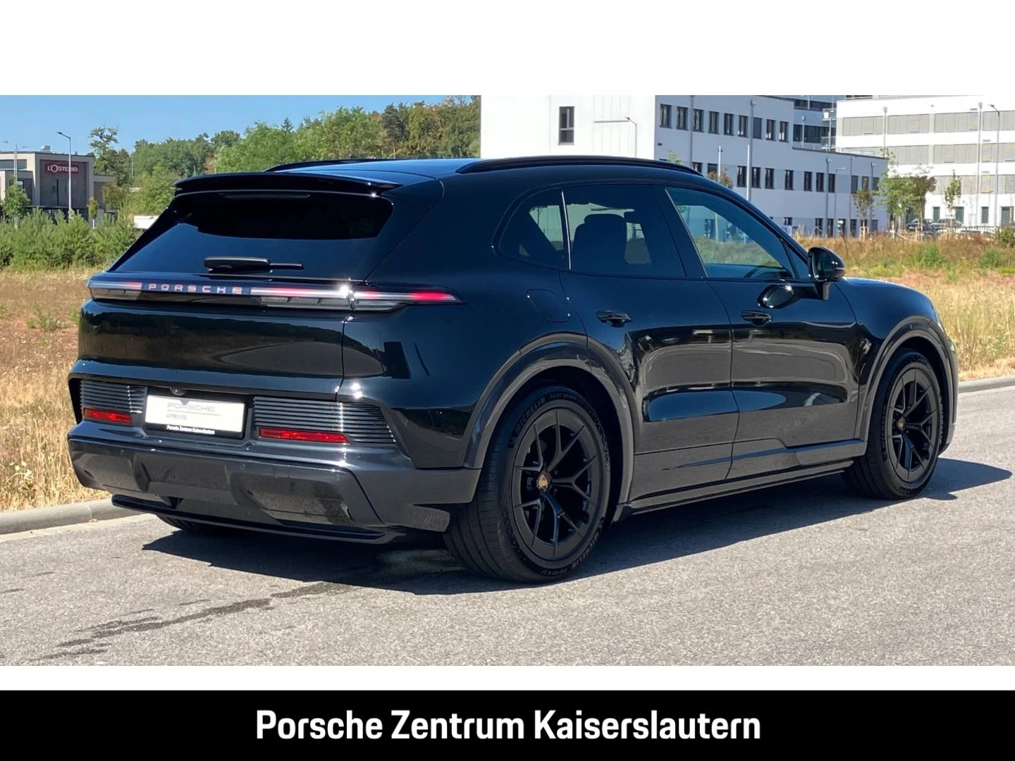 Porsche-Cayenne-image-7