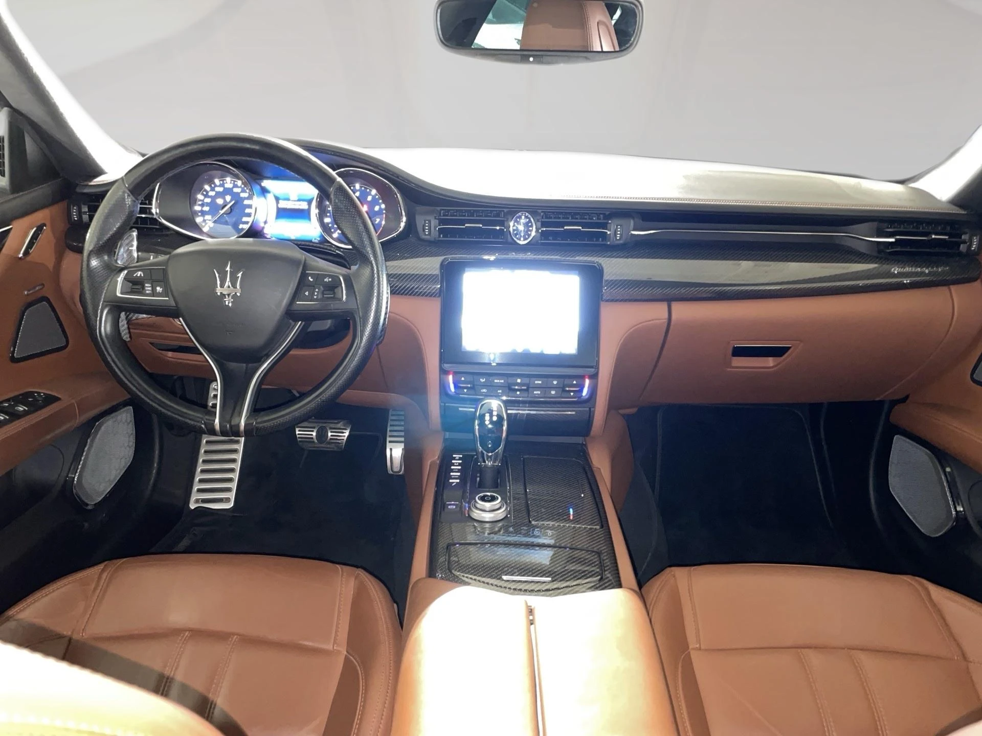 Maserati-Quattroporte-image-4