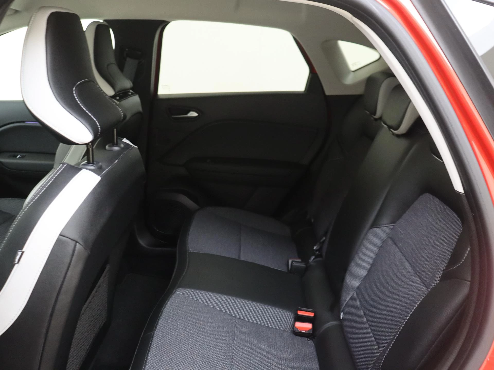 Renault-Captur-image-12