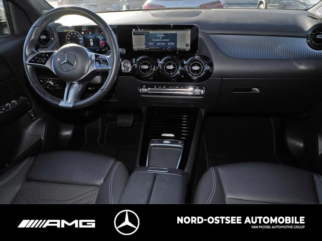 Mercedes-Benz GLA 200 ADVANCED SHZ LHZ KAMERA LED NAVI DCTH247 GLA 200 ADVANCED SHZ LHZ KAMERA LED NAVI DCT