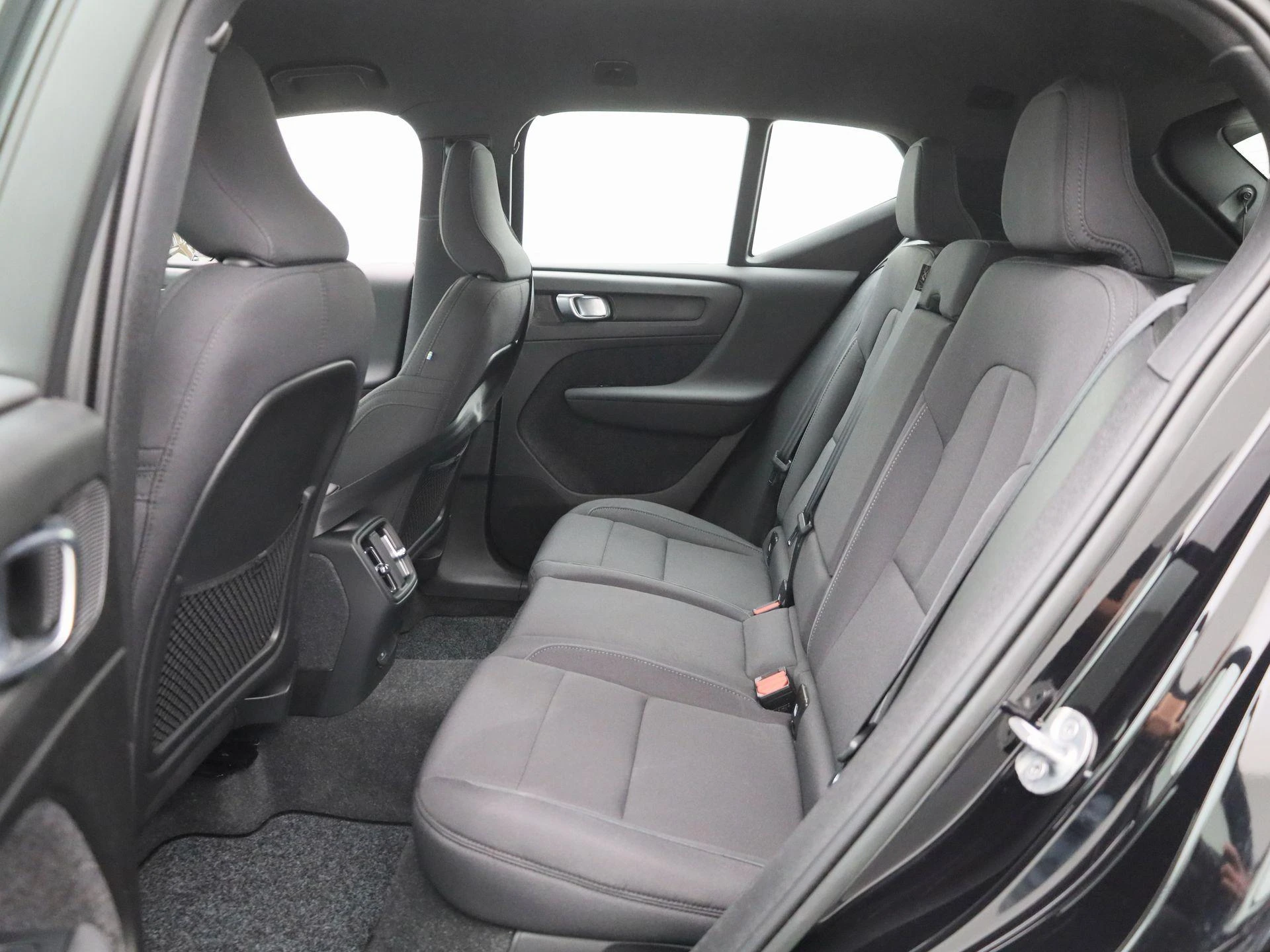 Volvo-XC40-image-10