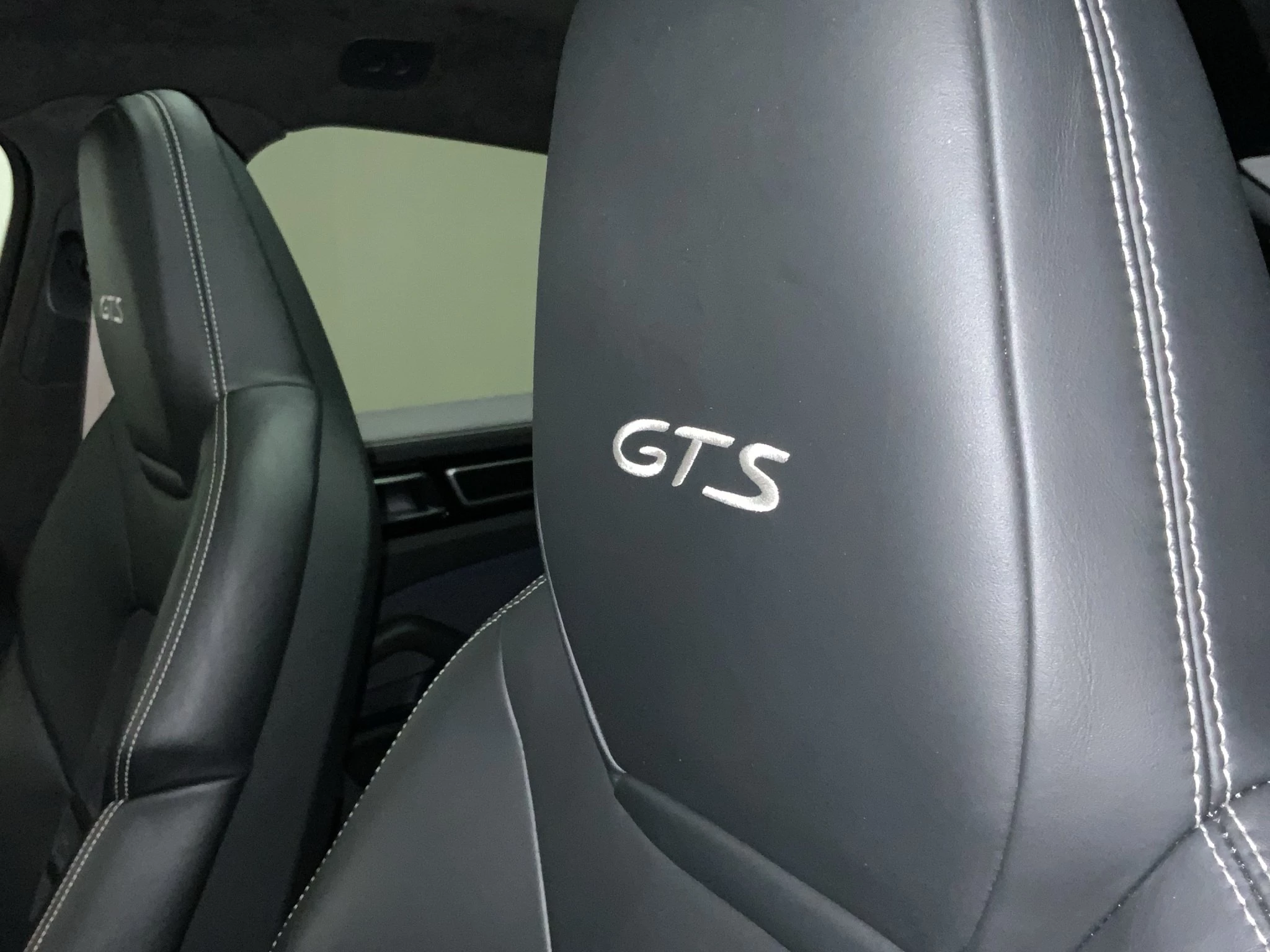 Porsche Cayenne GTS Coupé | BOSE-Sound-System | Sport-Chrono-Paket