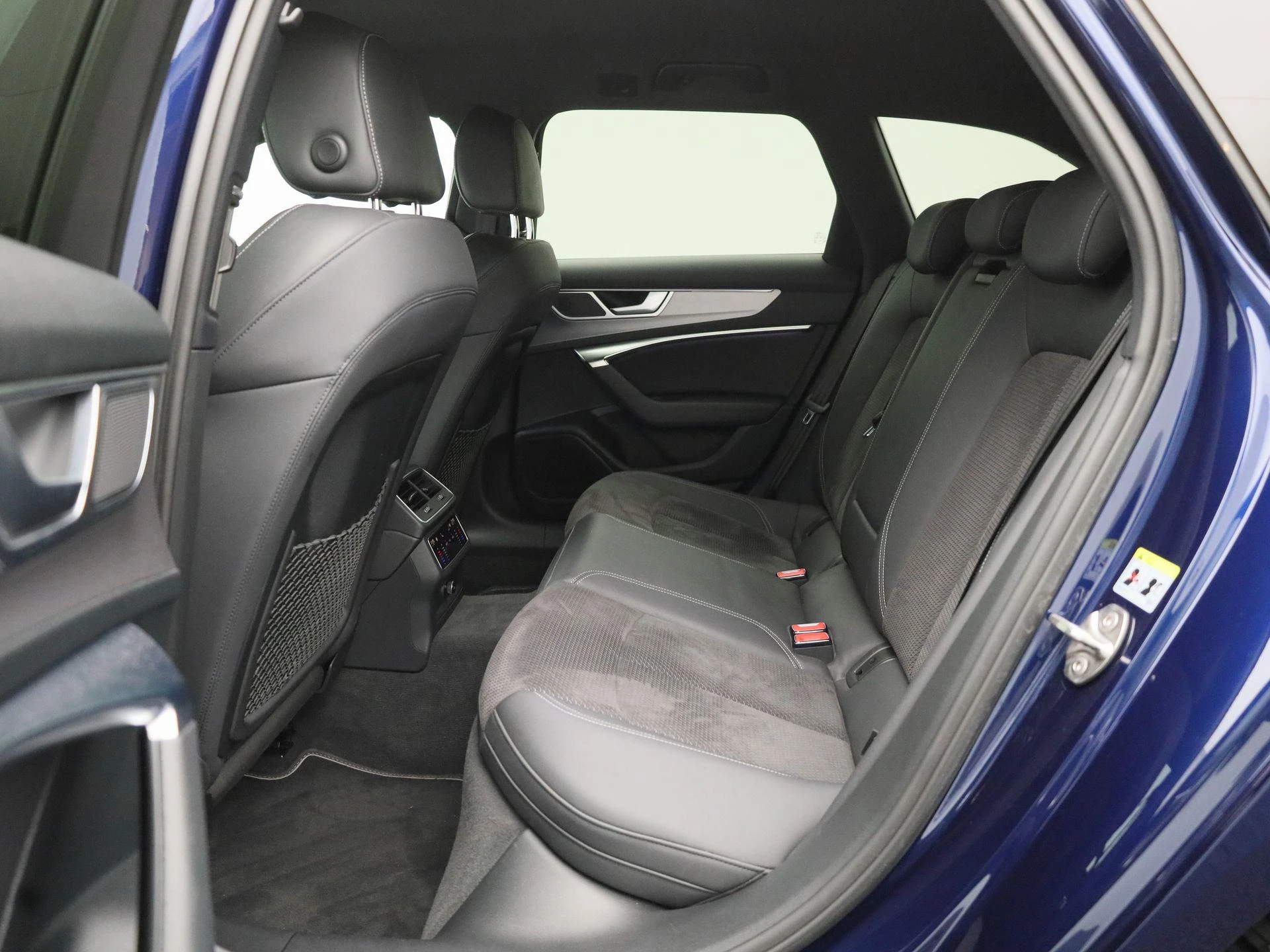 Audi-A6-image-12