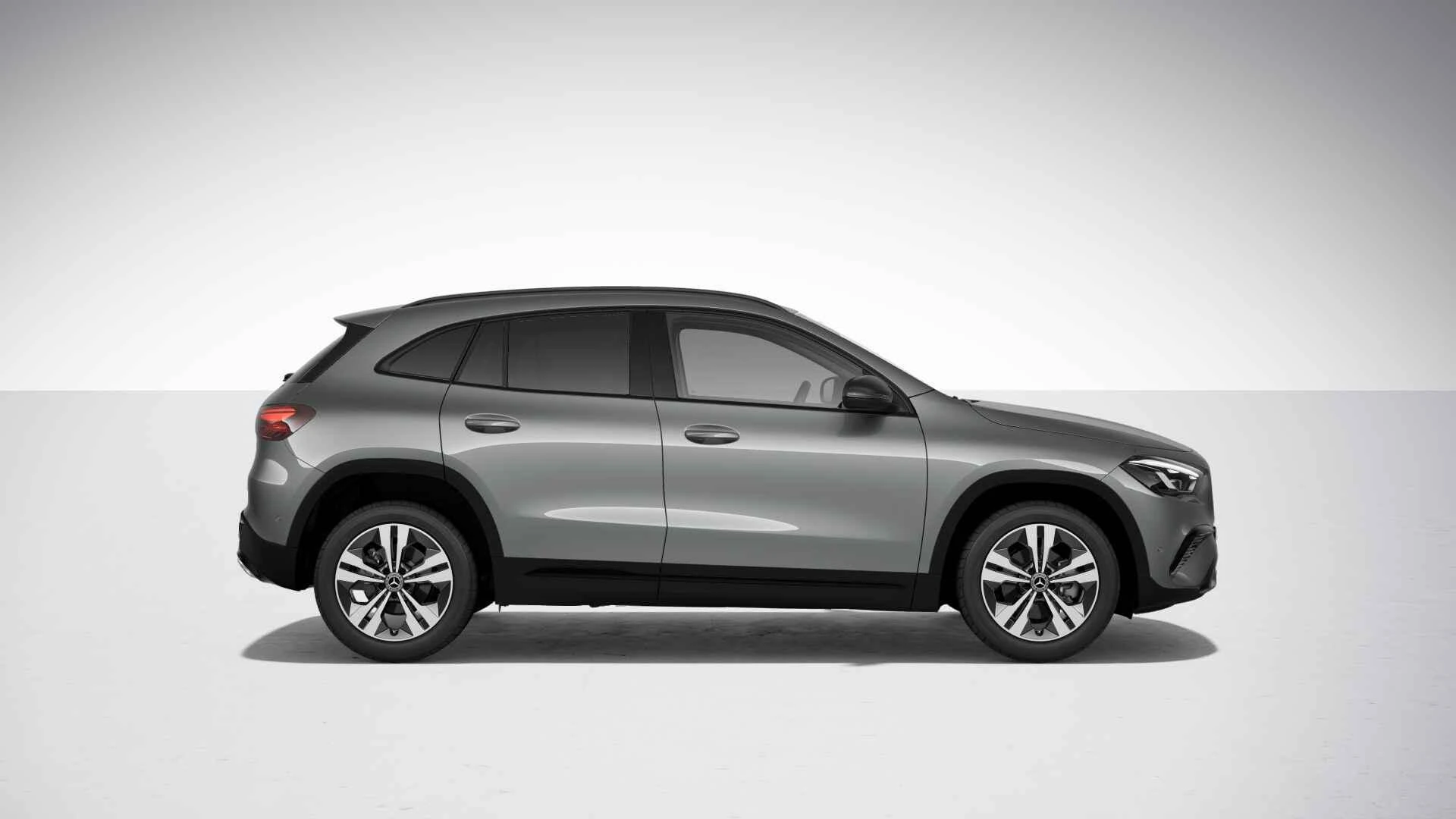 Mercedes-Benz-GLA-image-7
