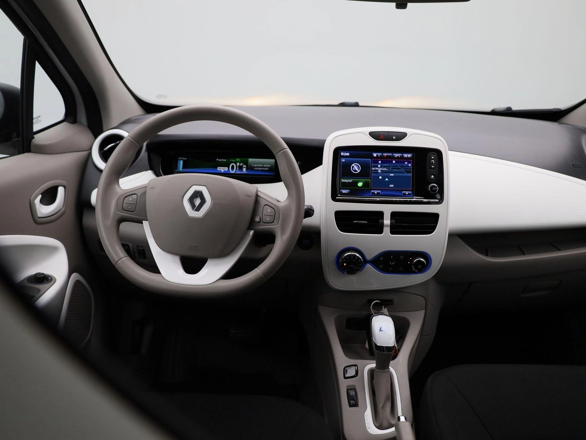 Renault-ZOE-image-6
