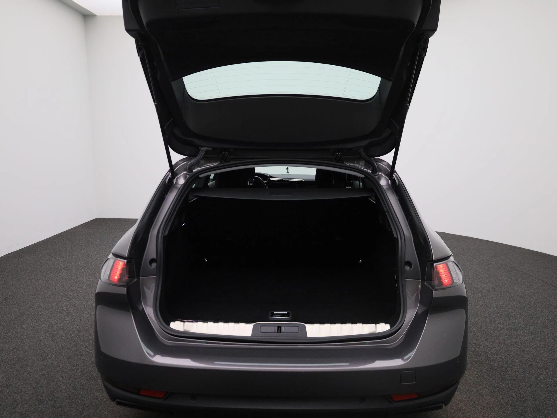 Peugeot-508-image-10