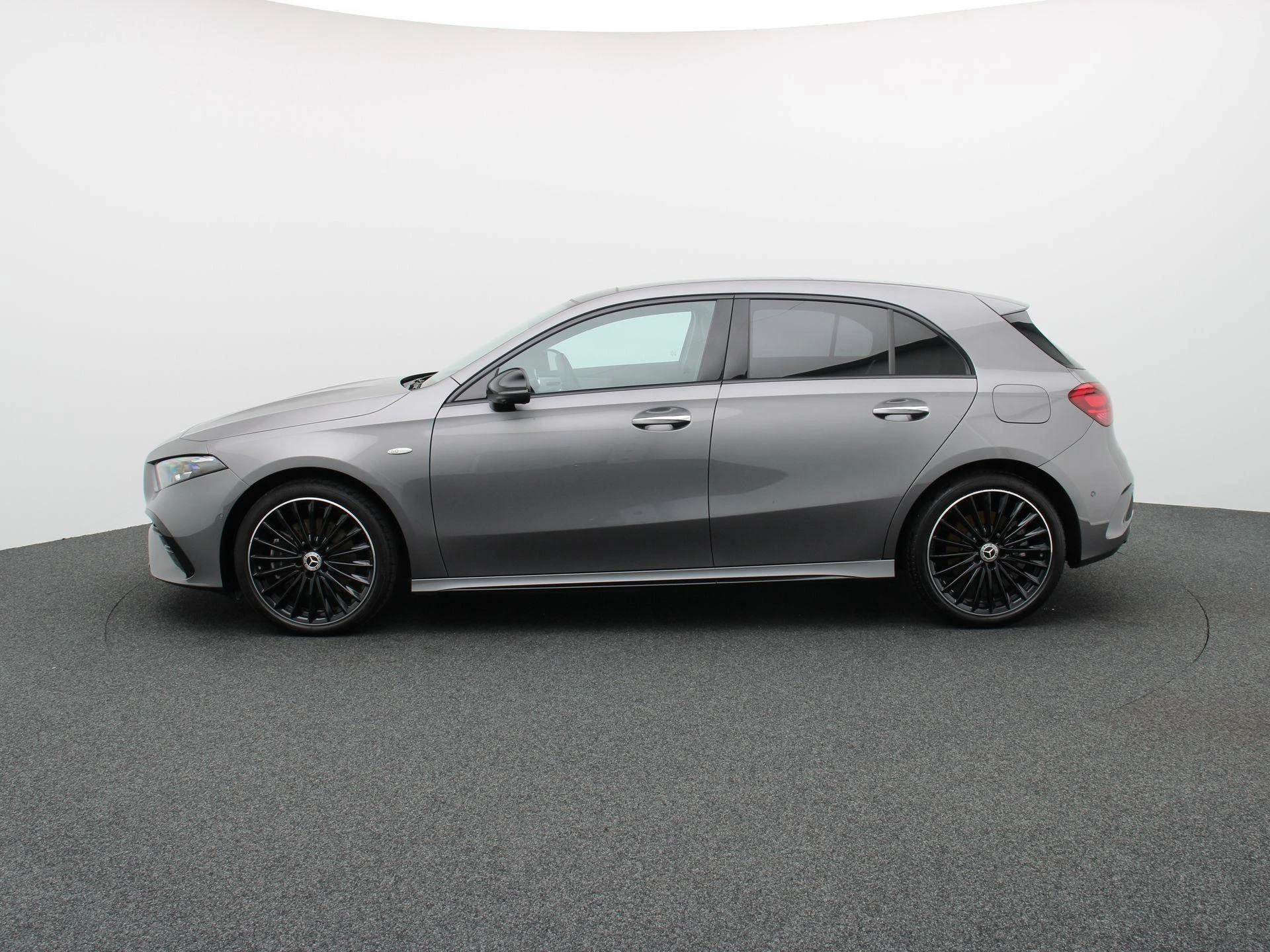 Mercedes-Benz-Classe A-image-3