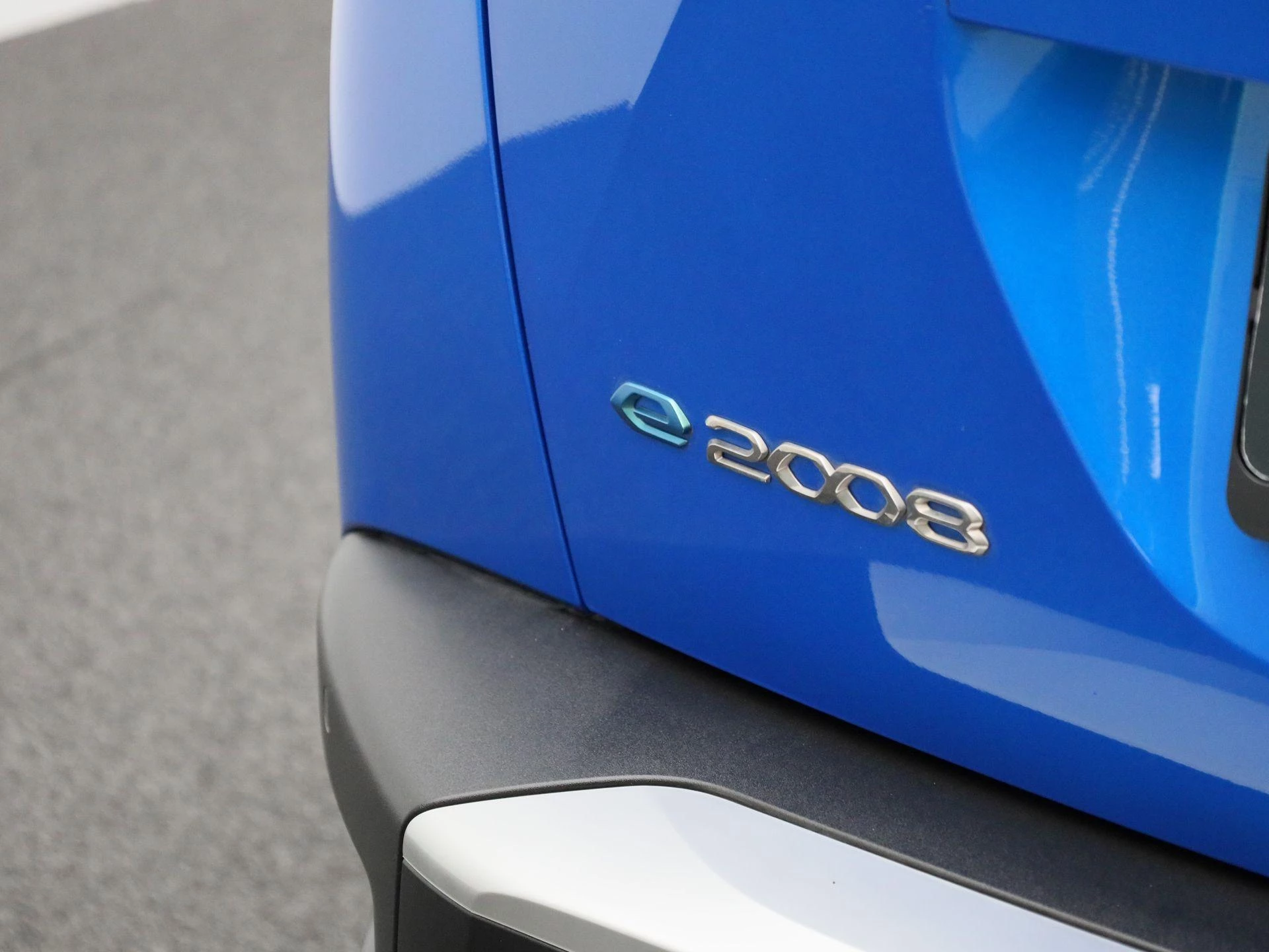Peugeot e-2008 e-2008 Active