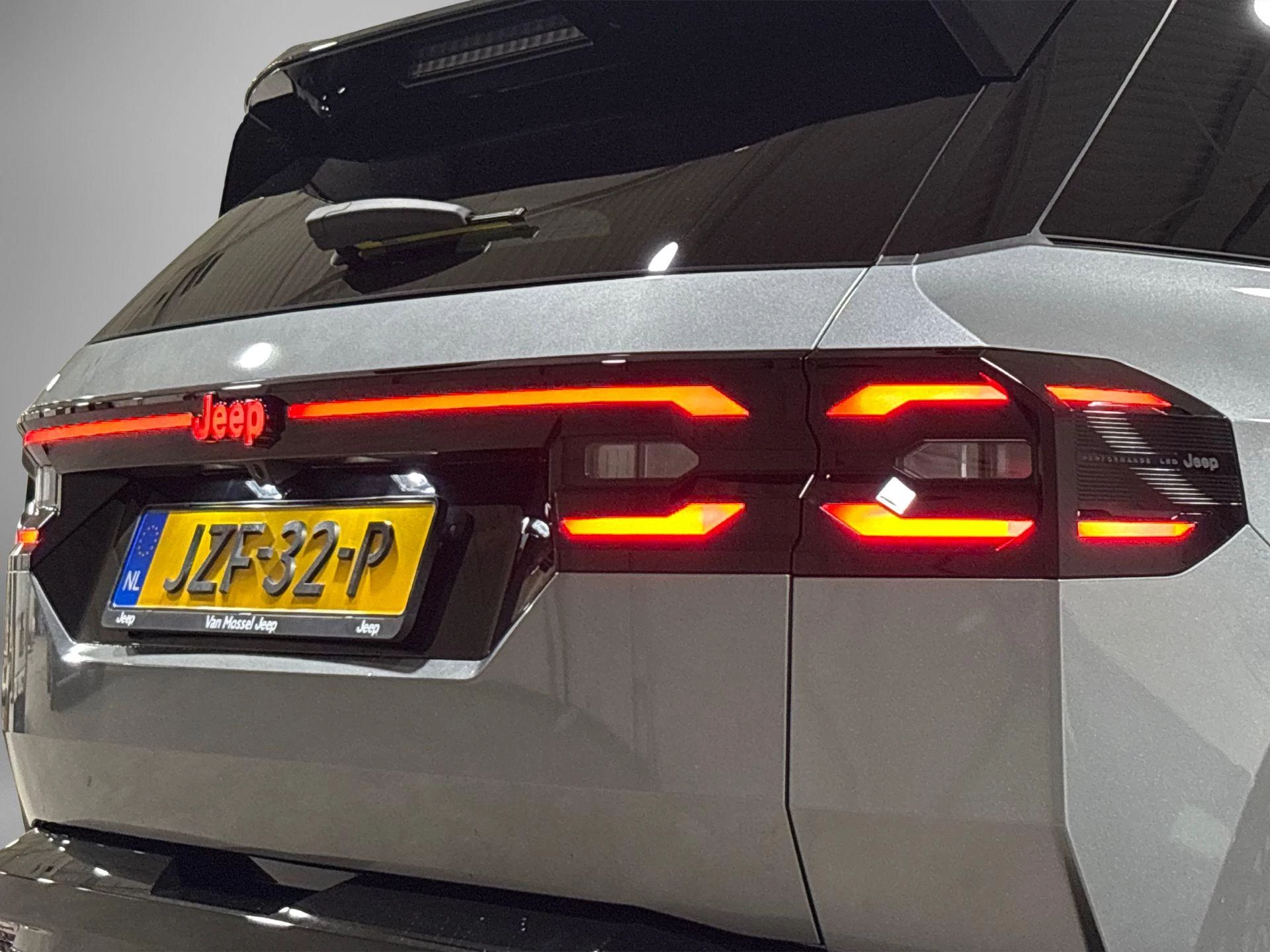 Jeep-Compass-image-32