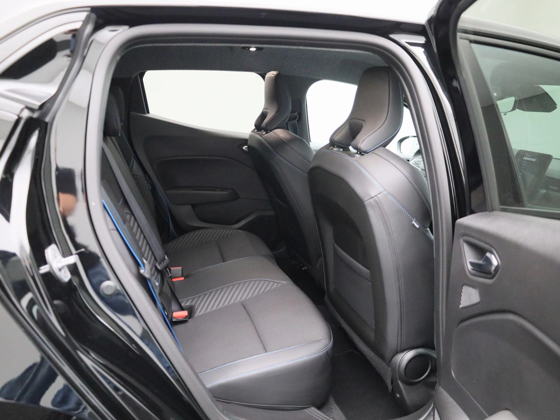 Renault-Clio-image-36