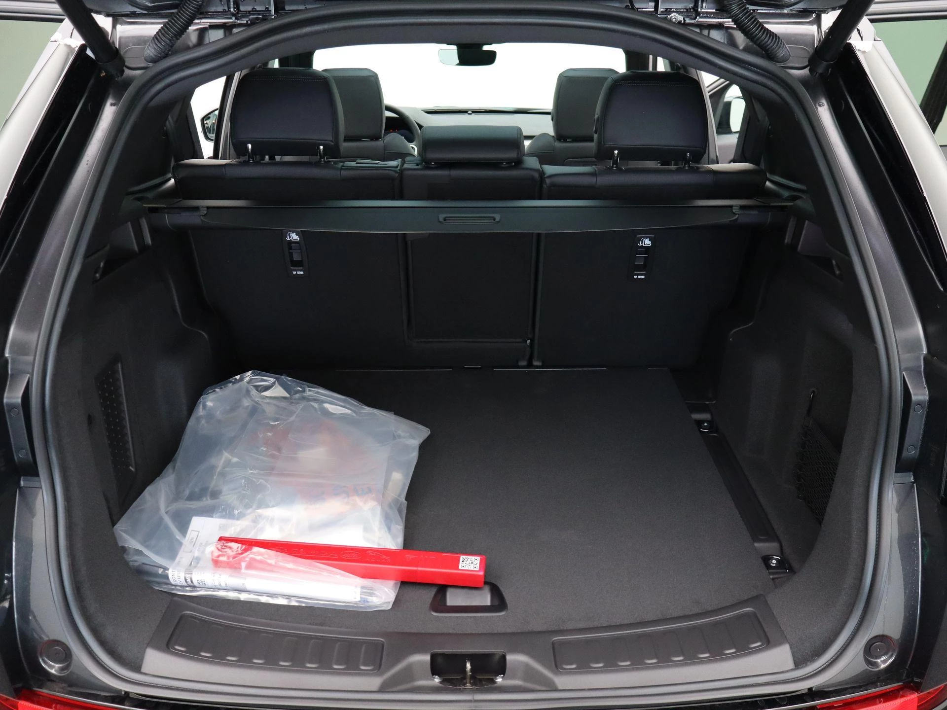 Land Rover-Discovery Sport-image-32